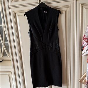Elegant Black Sleeveless Dress
